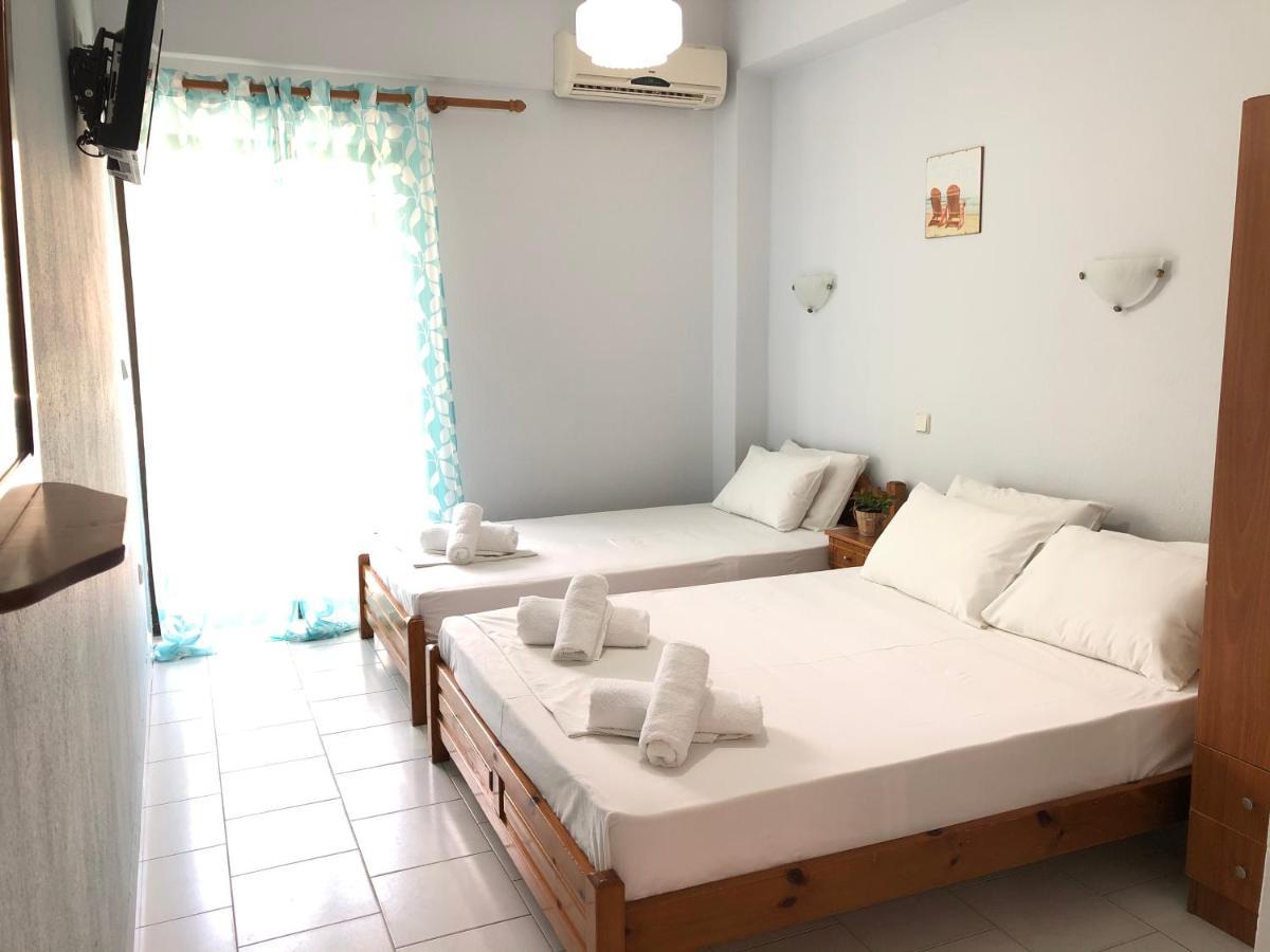 Thealos Inn เนอาวรัสนา ภายนอก รูปภาพ